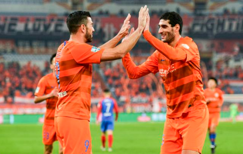 中超倒计时，洛杉矶湖人今晨复出首秀，细节引发关注，气氛紧张，团队化学反应显著(湖人今天新闻)-英雄联盟直播