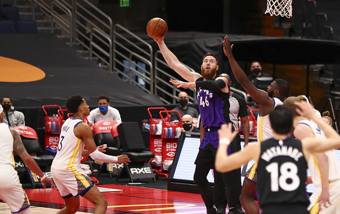 新疆广汇俱乐部篮球队对阵美国探险者队-英雄联盟S15