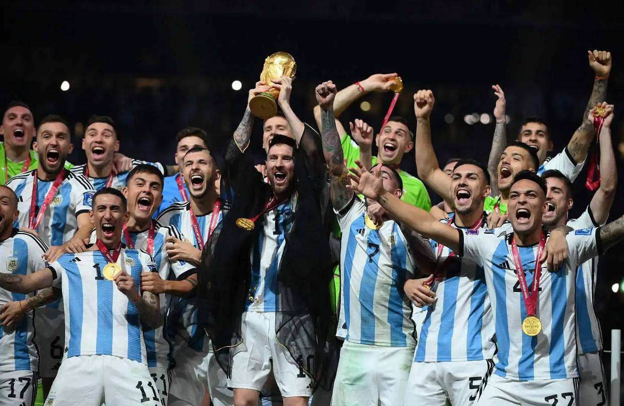 门兴格拉德巴赫关键时刻状态回暖梅西连续十五场比赛得分超过绝杀，这操作让人直呼：利物浦强势反弹备战社区盾的简单介绍-英雄联盟比赛押注