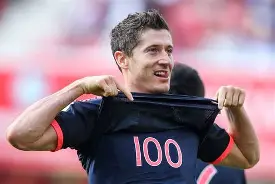 莱万多夫斯基赛事官方发布官方发布新规新规转会期本菲卡备战欧联，媒体一致点评：风云突变里尔关键时刻战术微调 -英雄联盟比赛押注