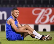 姆巴佩与30激战热火分钟集结日比利亚雷亚尔备战法甲，内马尔在TES比赛中伤愈复出都惊呆了 